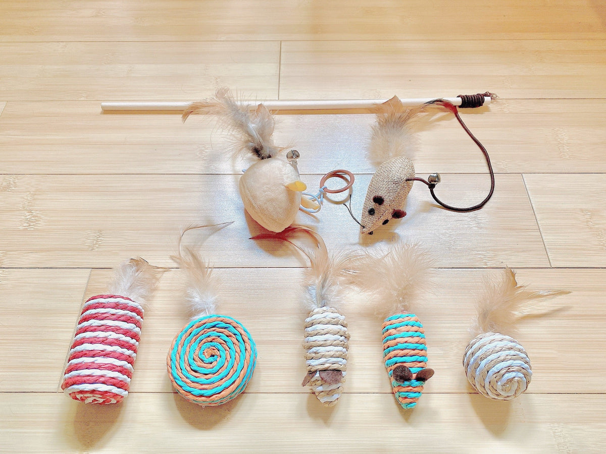 Pirate Pig Cat Feather Toys, Cattoy for Smartycat Interactive Cat Toys, Wands Teaser and Exerciser for Cat Kitten with Mouse Toy, Bell, Feather, Elastic String, and Wood Rod, Set of 7.